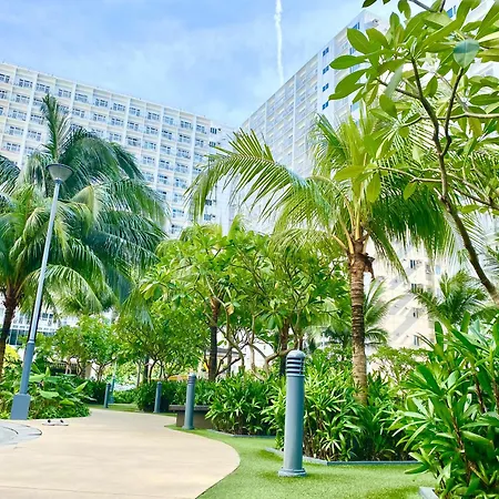 5 Star Shore Residences Moa Luxury Suite With Bayview Pool Access